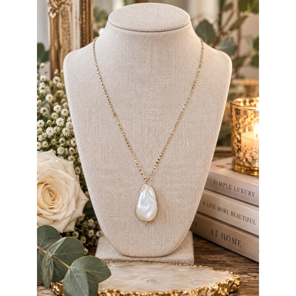 BYARLEO Baroque Pearl Pendant Necklace Gold Tone White Irregular Pearl 22 Inch